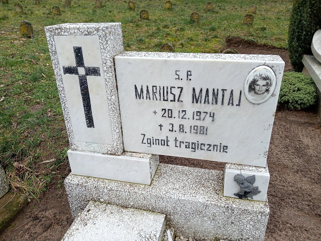 Mariusz Mantaj 1974 Czarnków - Grobonet - Wyszukiwarka osób pochowanych