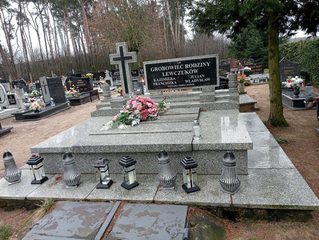 Grób Kazimiera Lewczuk