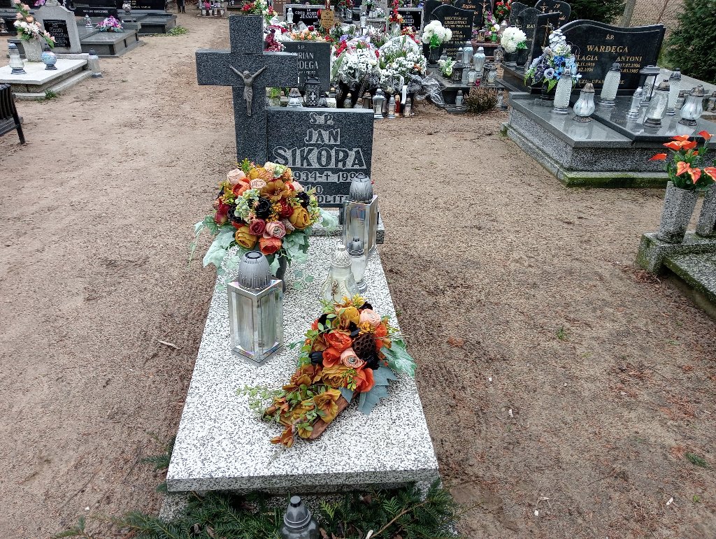 Grób Elżbieta Sikora - Jędrzejewska 