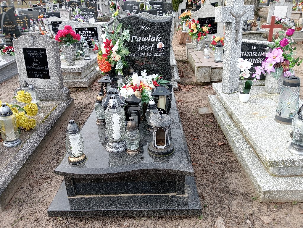 Grób Józef Pawlak