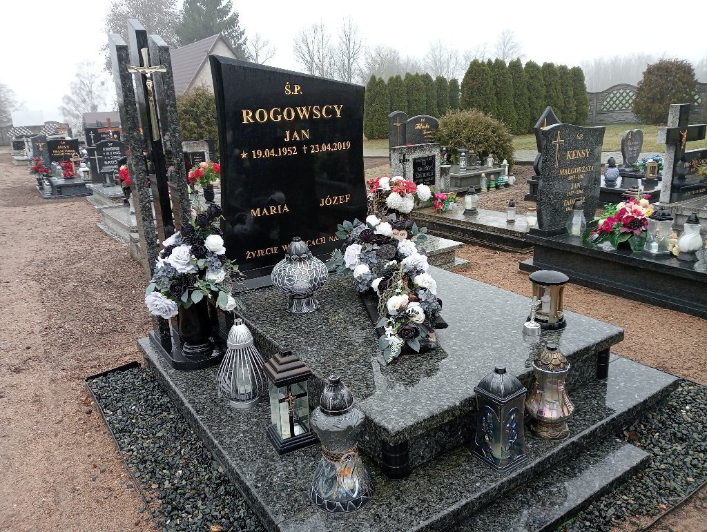 Grób Jan Rogowski