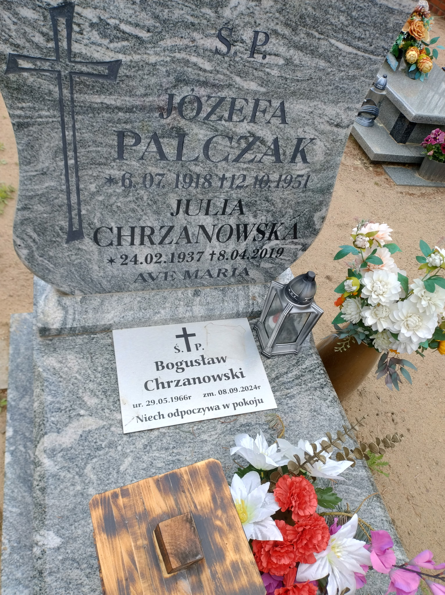 Grób Marek  Chrzanowski