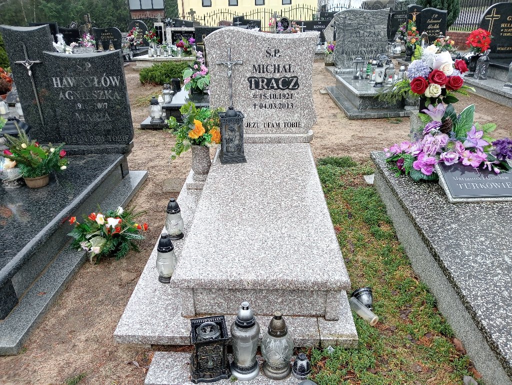 Grób Michał Tracz